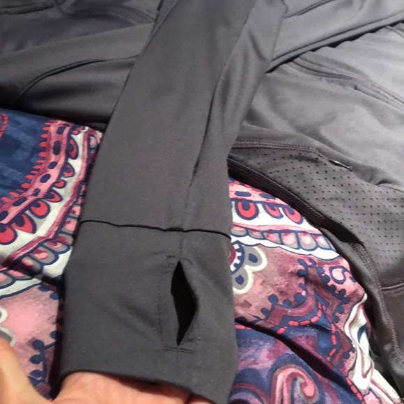 Purple athletic jacket - Picture 3 of 5